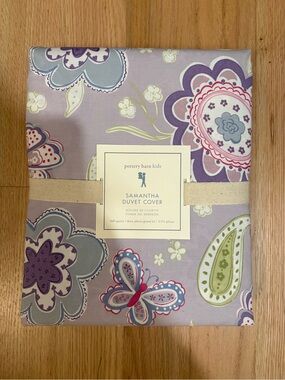 Pottery Barn Kids Samantha Duvet Cover in Lavender, Purple, Pink, Green